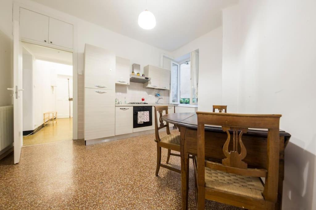 Agostino'S Apartment Генуя Екстер'єр фото